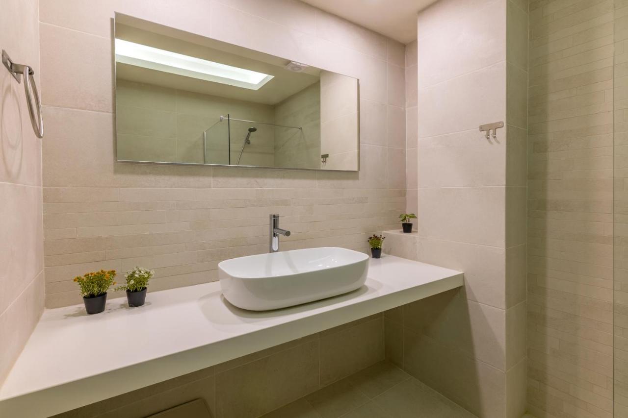 3 Bedroom Villa With Stunning Sea View & Private Parking Elia  ภายนอก รูปภาพ